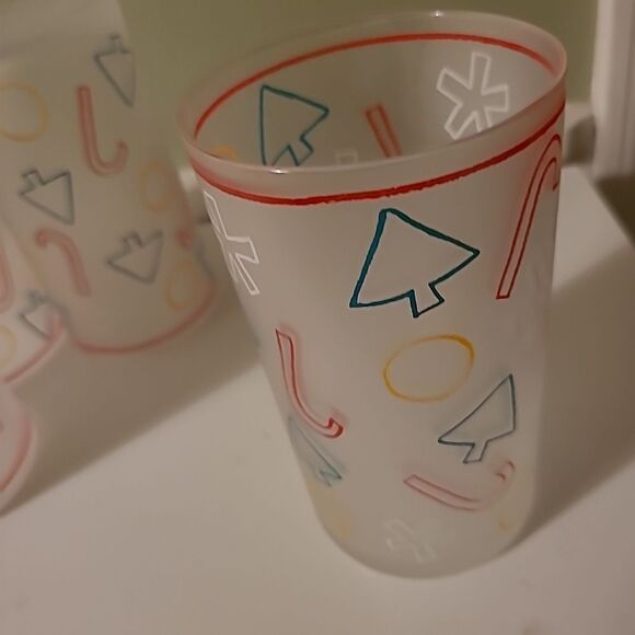 Set of Four Frosted Christmas Glasses - Picture 4 of 5